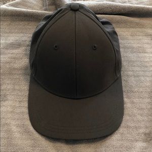 Lululemon men’s SnapBack hat